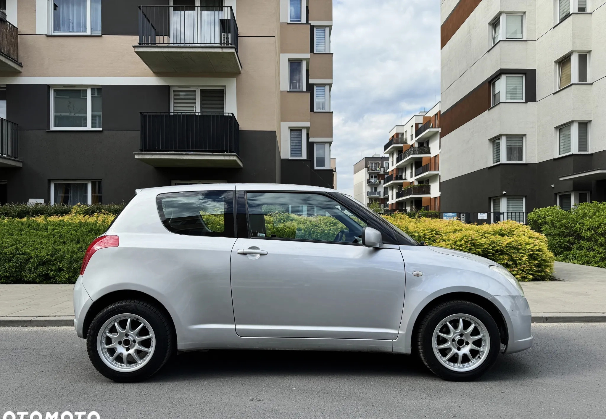 Suzuki Swift cena 14999 przebieg: 229000, rok produkcji 2005 z Warszawa małe 326